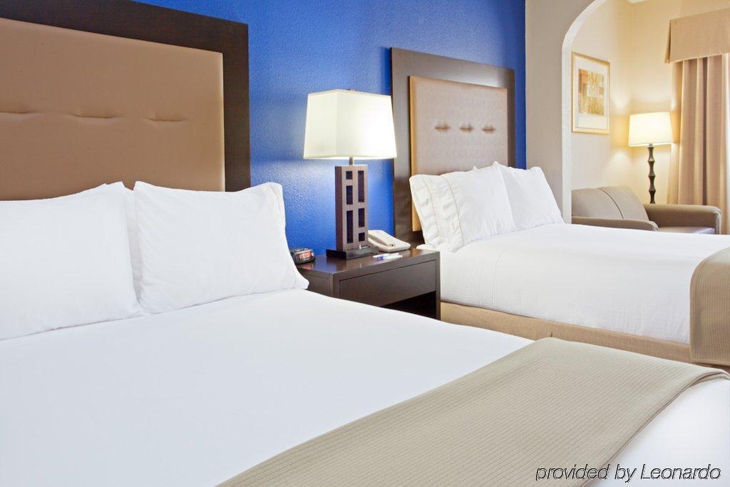Holiday Inn Express Houston North-1960 Champions Area المظهر الخارجي الصورة