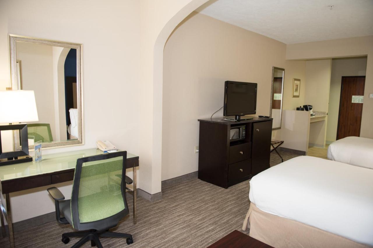 Holiday Inn Express Houston North-1960 Champions Area المظهر الخارجي الصورة