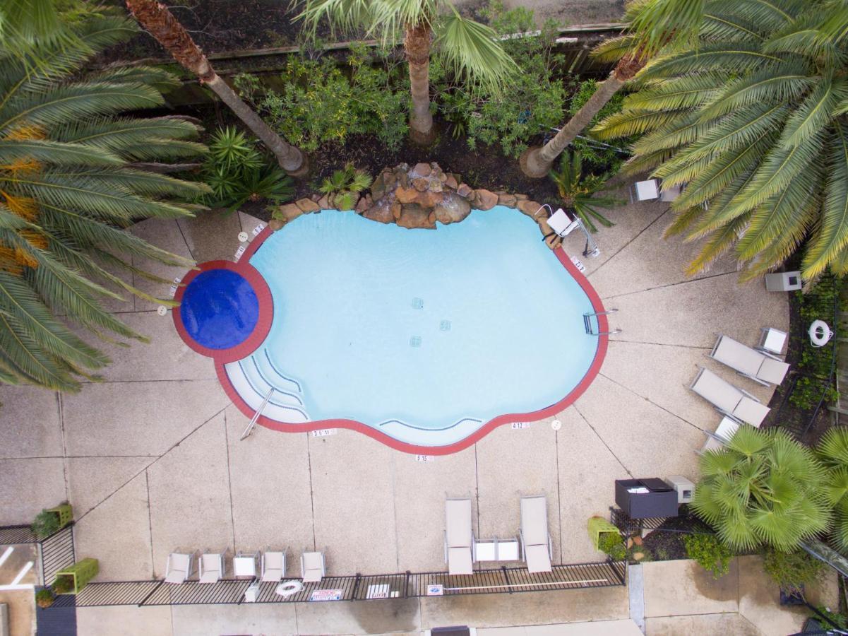 Holiday Inn Express Houston North-1960 Champions Area المظهر الخارجي الصورة